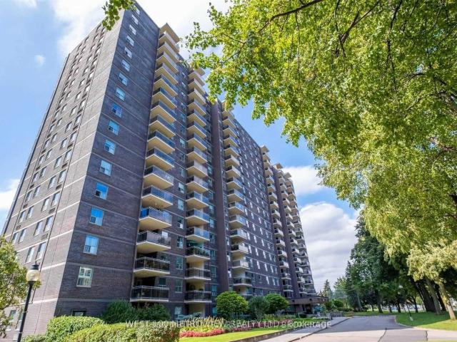 1102 Inverhouse Drive, Mississauga | 3Beds/2Bath, Condo, $2,800/mo | Condos. Ca
