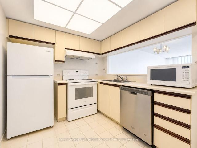 1103 Alton Towers Circle, Scarborough | 2+1Beds/2Bath, Condo, $2,750/mo | Condos. Ca