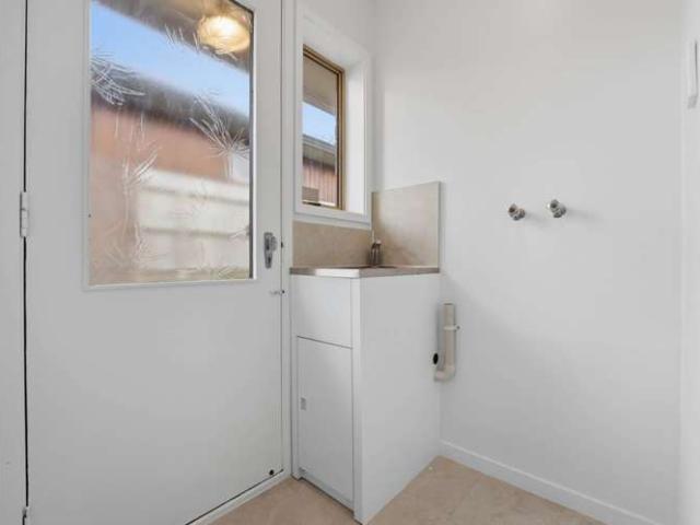 1/103 Glenmore Road, Sunnyhills, Manukau City