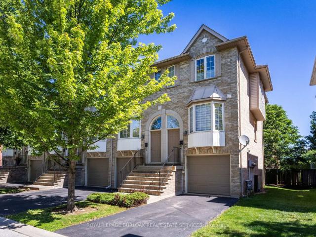110 3 Upper Middle Road, Burlington | 3Beds/2Bath, Townhouse, $699,900 | Condos. Ca