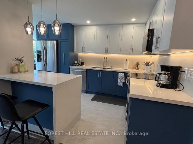 110 20 Harding Boulevard W, Richmond Hill | For Rent @ $3,800 | Condos. Ca
