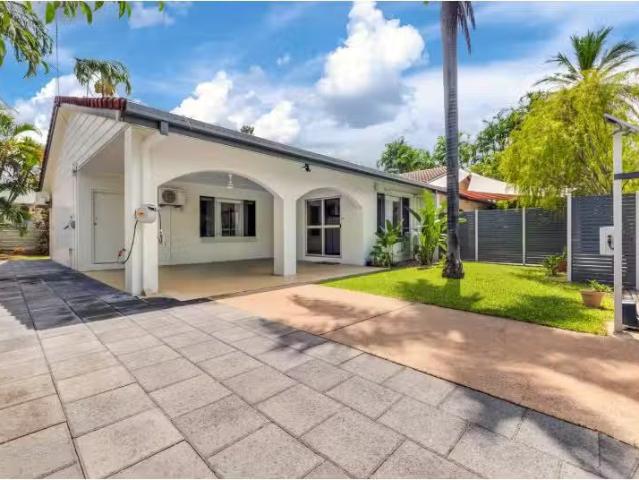 1/10 Barossa Street, LARRAKEYAH Townhouse for rent Listed by.