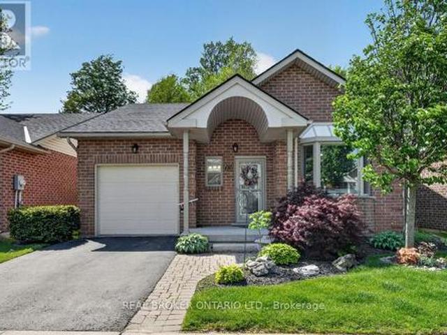110 Greentrail Drive, Hamilton, ON, L0R 1W0 condo for sale | Listing ID X13160 | Royal LePage
