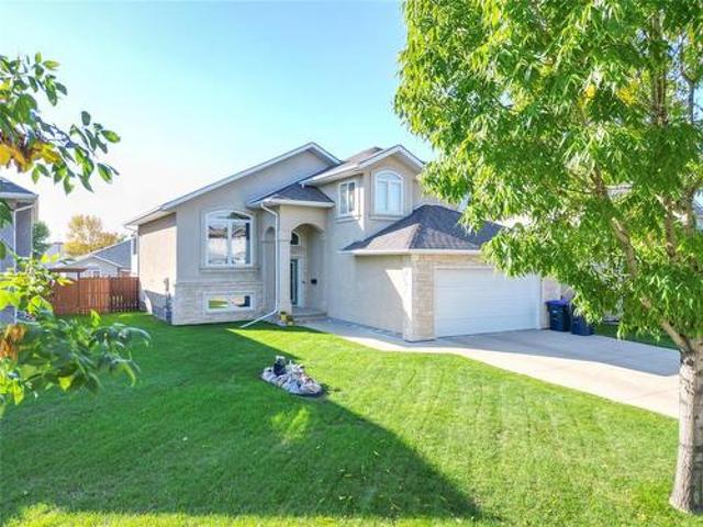 110 Fraser Crescent, Brandon, MB, R7A 2X2 house for sale | Listing ID 202607 | Royal LePage