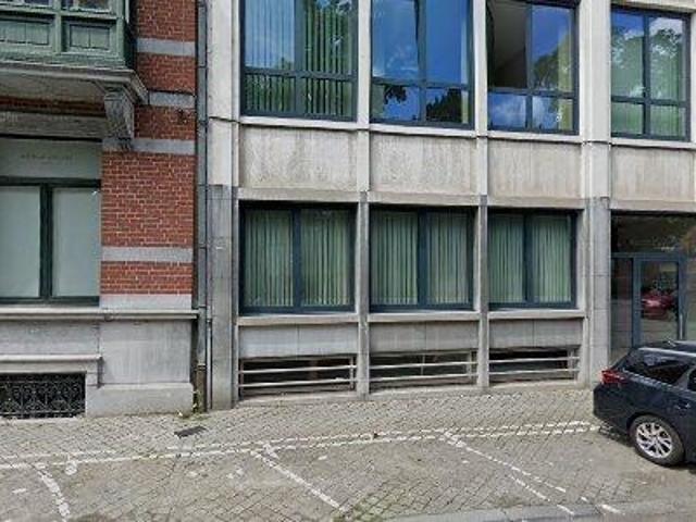 110 m2 apartment for rent in Doornik