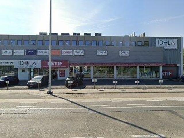 110 m2 office space for rent in Lochristi