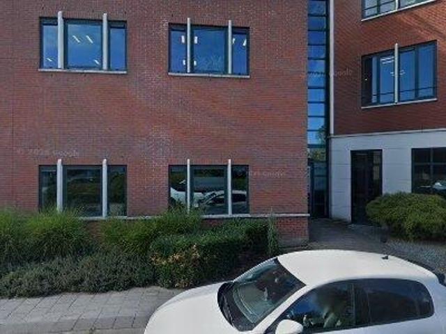 110 m2 office space for rent in Zoetermeer