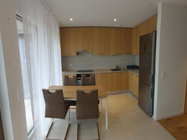 110 m²