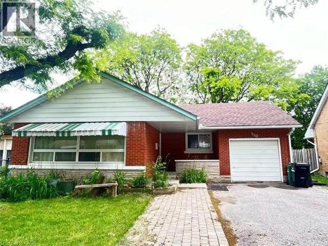 110 Peppler Street, Waterloo, ON, N2J 3C8 house for lease | Listing ID 40840 | Royal LePage