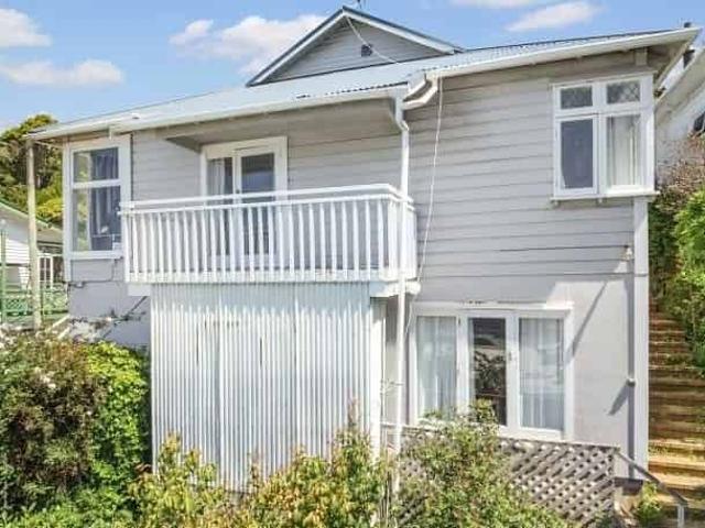 1/10 Queens Drive, Kilbirnie, Wellington City