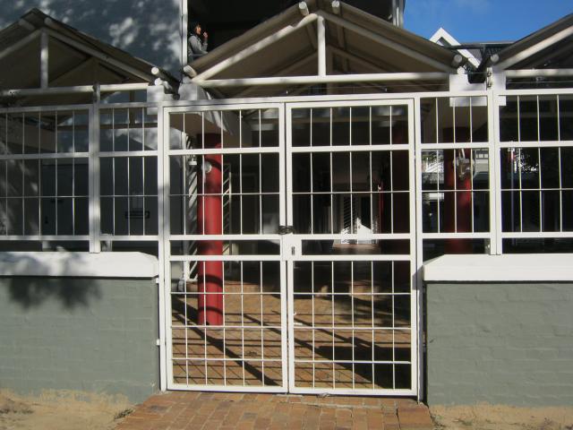 110m² Business To Let in Audas Estate