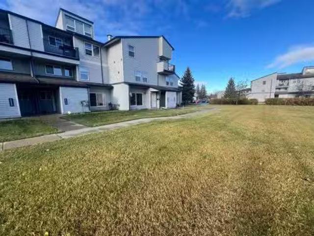 1114 7201 Poplar Drive, Grande Prairie, AB, T8V 6C5 condo fo.