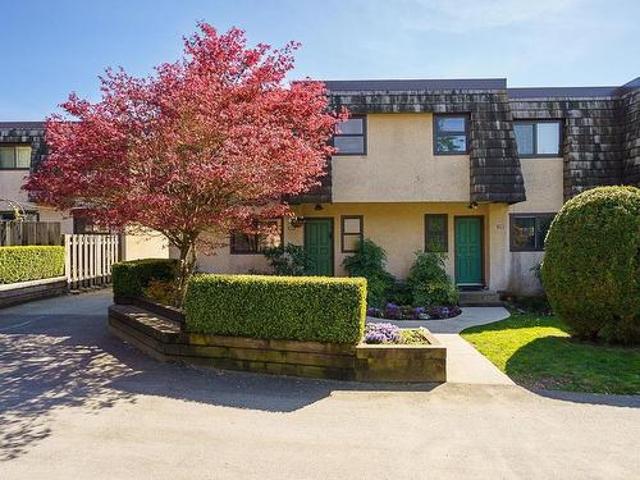 1116 Premier Street, North Vancouver, BC, V7J 2H3 townhouse for sale | Listing ID R2994 | Royal LePage