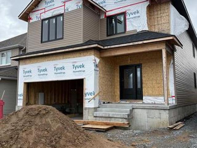 1116 Woodhaven Drive, Kingston City Northwest, ON, K7P 0R7 house for sale | Listing ID X13067 | Royal LePage