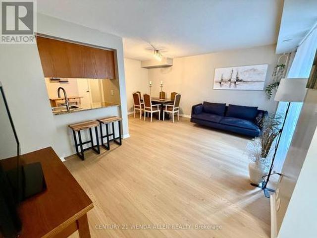 1117 20 Laidlaw Street, Toronto, ON, M6K 1X2 townhouse for sale | Listing ID W13545 | Royal LePage