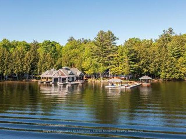 1118 Shamrock Road, Muskoka Lakes Medora, ON, P0B 1J0 Luxury House for sale | Listing ID X13462 | Royal LePage Carriage Trade Luxury Properties