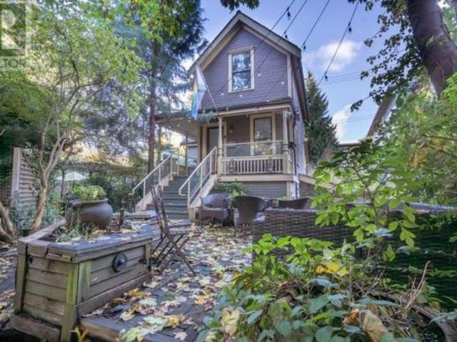 1119 Pendrell Street, Vancouver, BC, V6E 1L3 duplex for sale | Listing ID R2973 | Royal LePage