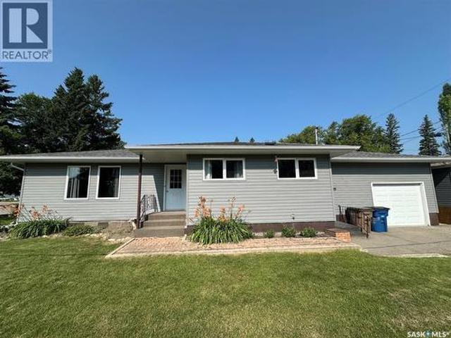 1119 Rd Avenue, Tisdale, SK, S0E 1T0 house for sale | Listing ID SK043751 | Royal LePage
