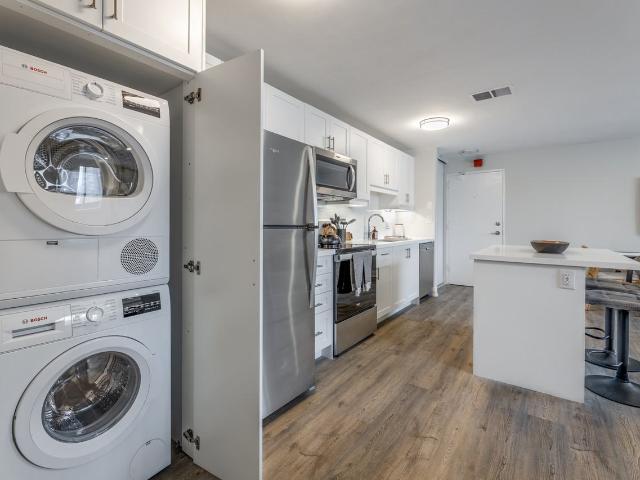 1111 Forestwood Drive, Mississauga 3 Bedroom Apartment for Rent at 1111 Forestwood Dr, Mississauga, ON L5C 1H3 Erindale