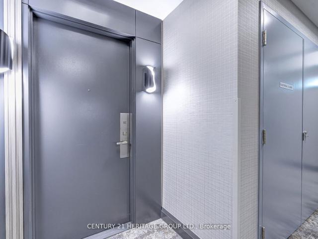 1112 7 Yonge Street, Thornhill | Sold, N12630 | Condos. Ca