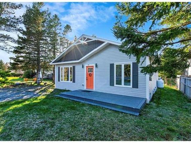 111 115 Neck Road, Bay Roberts, NL, A0A 1X0 house for sale | Listing ID 1297 | Royal LePage