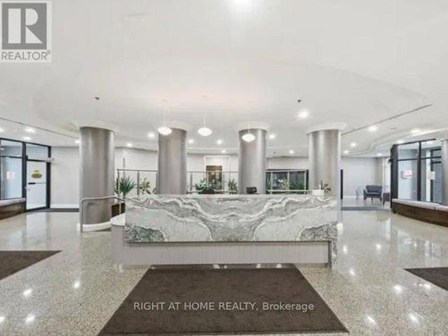 111 233 Beecroft Road, Toronto, ON, M2N 6Z9 townhouse for sale | Listing ID C13280 | Royal LePage