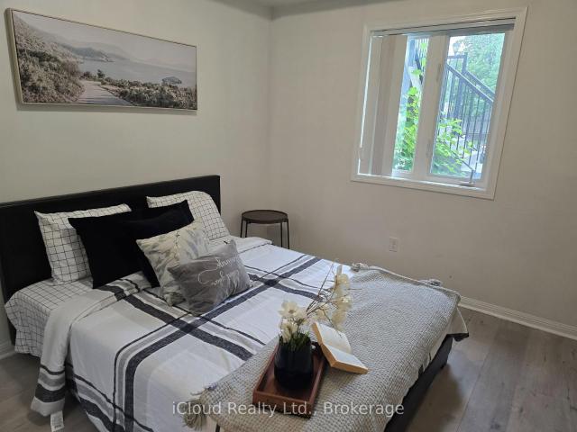 111 2 Rio Court, Mississauga | 2Beds/1Bath, Townhouse, $2,599/mo | Condos. Ca