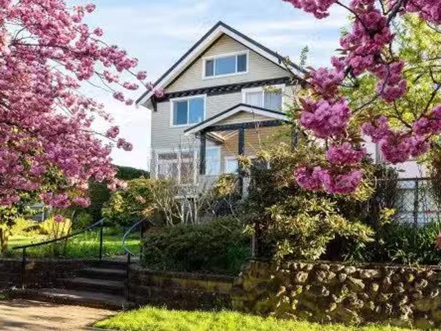111 61St Avenue E, Vancouver, BC, V5X 2B3 house for sale Li.