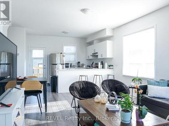 111 6 Cropp Street, Niagara Falls Morrison, ON, L2E 0C1 townhouse for lease | Listing ID X13702 | Royal LePage