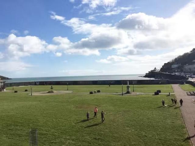 111 Carleton Wharf, Youghal, Youghal, Co. Cork, P36YR83 is for.