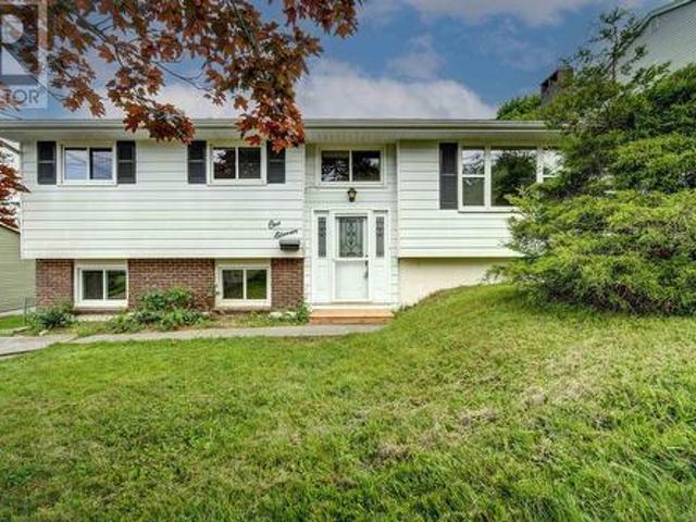 111 Dorothea Drive, Dartmouth, NS, B2W 2E7 house for sale | Listing ID 202617 | Royal LePage
