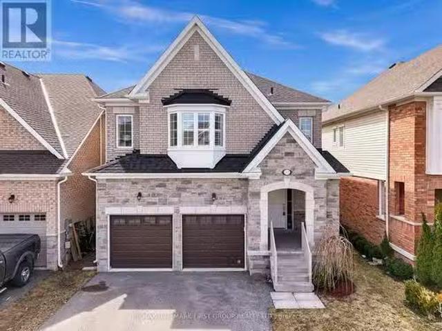 111 Fred Jackman Avenue, Clarington, ON, L1C 0T4 house for s.