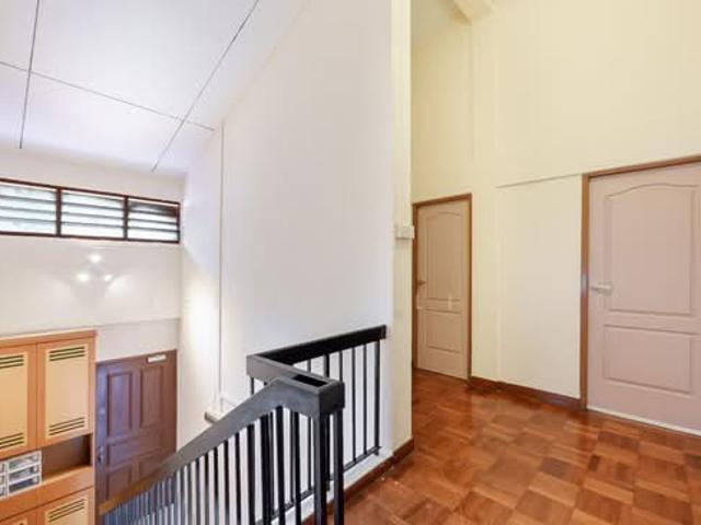 111 Hougang Avenue 1 HDB Apartment For Sale, $950,000, 3 Bed 2 Bath 1,432 sqft $663.00 psf