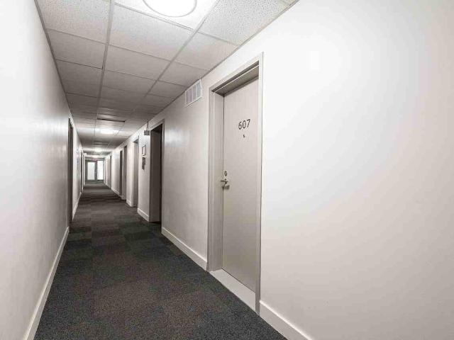111 Lawton Boulevard Studio Apartment for Rent at 111 Lawton Blvd, Toronto, ON M4V 1Z9 Deer Park