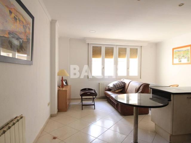 111 m² en el centro de Vic, ideal para vivir o invertir