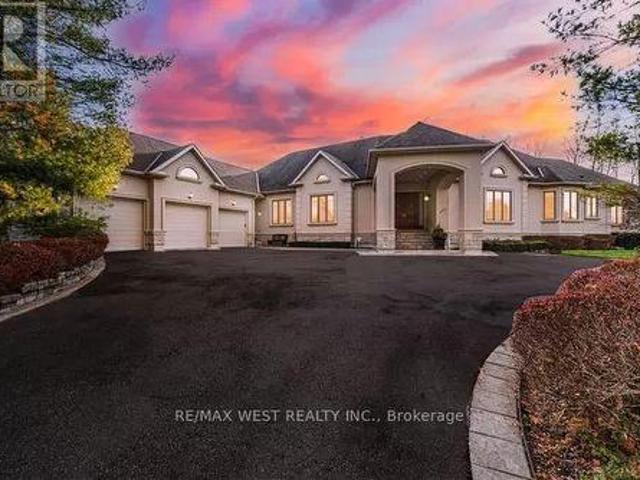 111 Mattucci Court N, Vaughan, ON, L3L 0A9 house for sale | Listing ID N11228 | Royal LePage