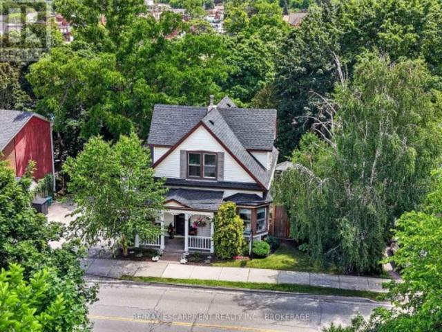 111 Main Street W, Grimsby West, ON, L3M 1R5 house for sale | Listing ID X13501 | Royal LePage