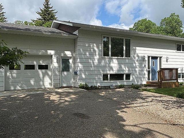 111 Riverside Street N Ninette, Manitoba