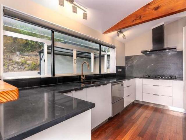 111 Richmond Hill Road, Richmond Hill, Christchurch City