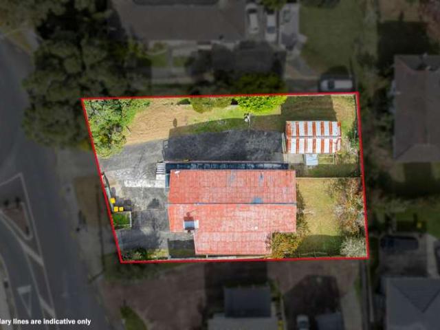 111 Target Road, Totara Vale, North Shore City