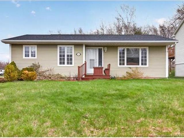 111 Thomas St, Dieppe, NB, E1A 5W2 house for sale | Listing ID NB138955 | Royal LePage