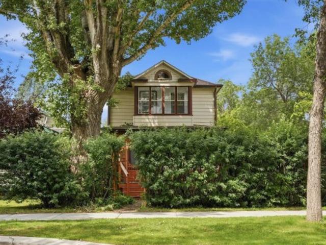 1125 A Street Nw, Edmonton, AB, T5G 1N8 house for sale | Listing ID E4498 | Royal LePage