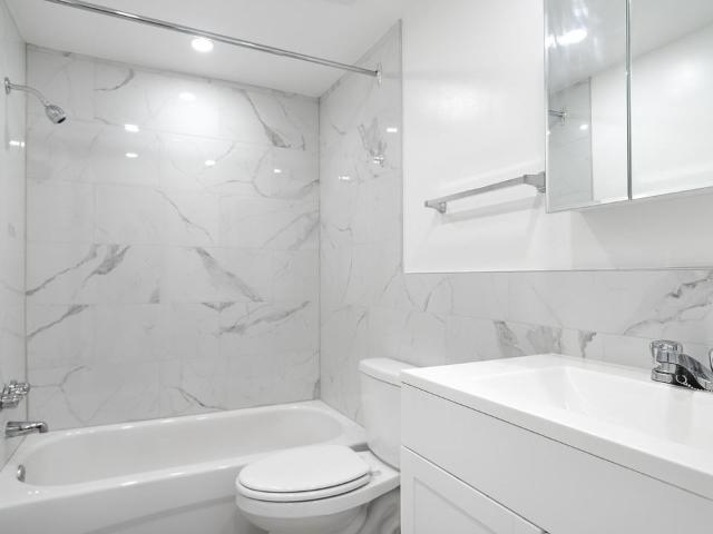 1125 Rue Galt 2 Bedroom Apartment for Rent at 1125 Rue Galt, Montréal, QC H4G 2R1 Verdun Centre