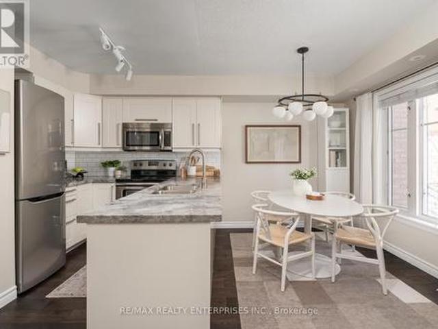 1126 50 East Liberty Street, Toronto, ON, M6K 3P3 townhouse for sale | Listing ID C13037 | Royal LePage