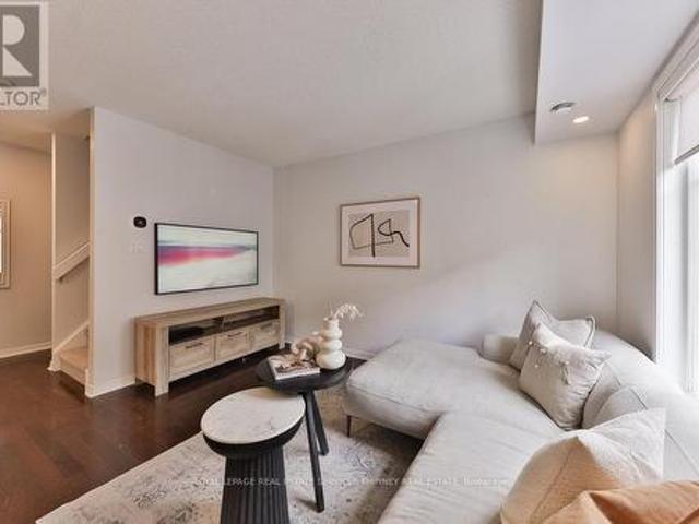1127 50 East Liberty Street, Toronto, ON, M6K 3P3 townhouse for sale | Listing ID C11959 | Royal LePage
