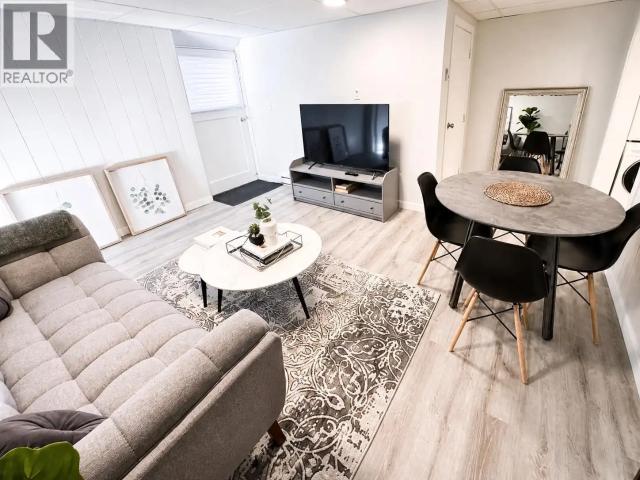 1128 RIDGEWOOD DRIVE