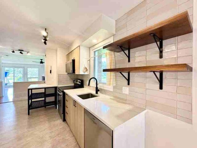 1120 Gablefield Pvt 2 Bedroom Apartment for Rent at 1120 Gablefield Pvt, Ottawa, ON K1J 1E3 Beacon Hill
