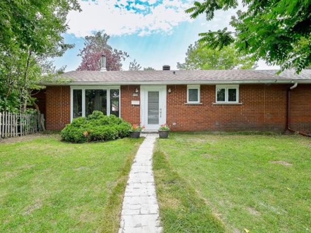 1121 Rue Hart, Longueuil Greenfield Park, QC, J4V 1J1 house for sale | Listing ID 27142 | Royal LePage