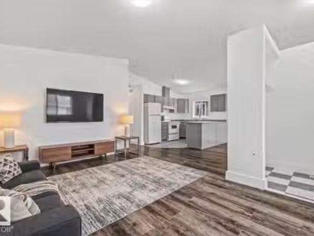 11229 85 Street, Edmonton, AB, T5B 3C6 house for sale Listi.
