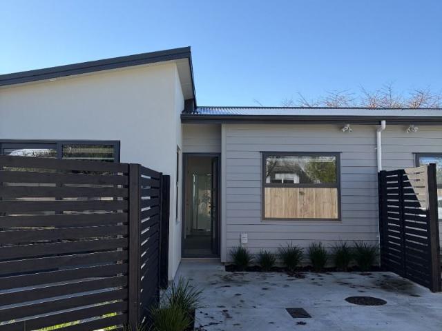 1/123 Endeavour Avenue